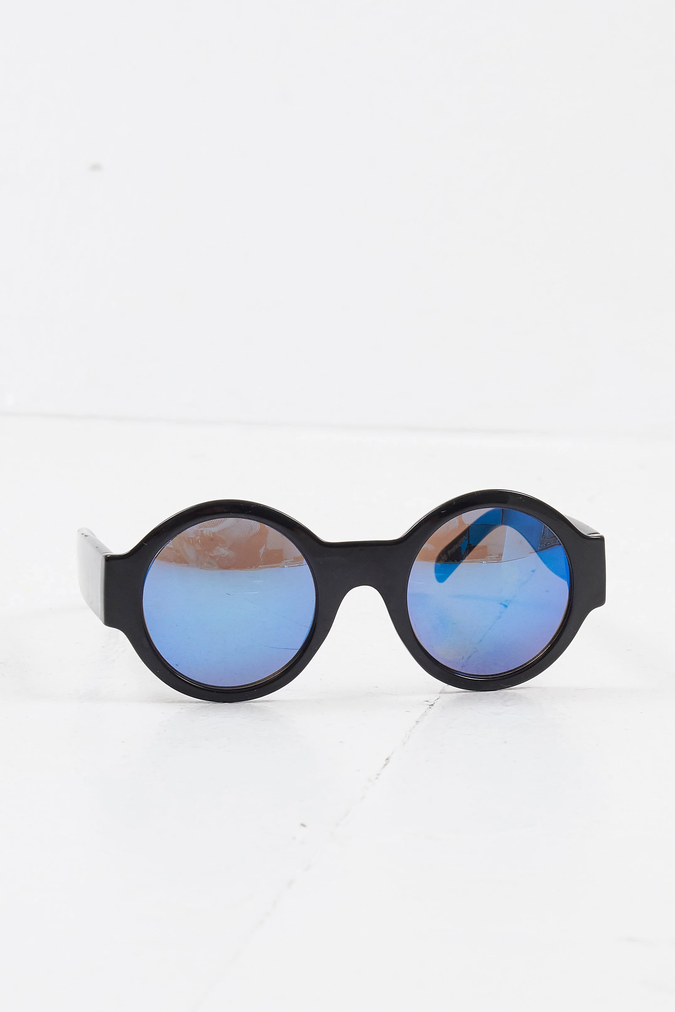 Black Iridescent Lens Round Frame Sunglasses - Teia - Image 3